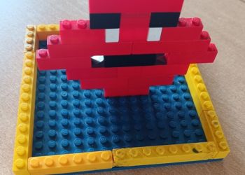 Powiększ zdjęcie: Emocje przedstawione za pomocą klocków LEGO.