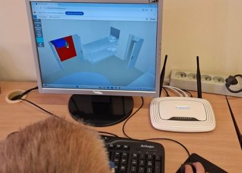 Powiększ zdjęcie: Uczeń projektujący pokój -  utrwala w praktyce wiadomości z zakresu skali na planie, figur i brył geometrycznych. Uczy się przez praktyczne działanie.