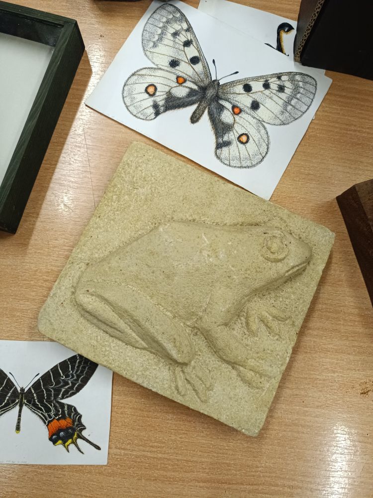 Rysunki i rzeźba Artysty.