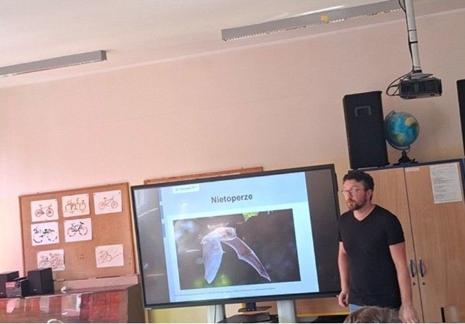 Warsztaty pt.: „Fauna i flora Jaworza” - prezentacja charakterystyki życia nietoperzy, sów i innych gatunków zwierząt zamieszkałych w Jaworzu - Nietoperze.